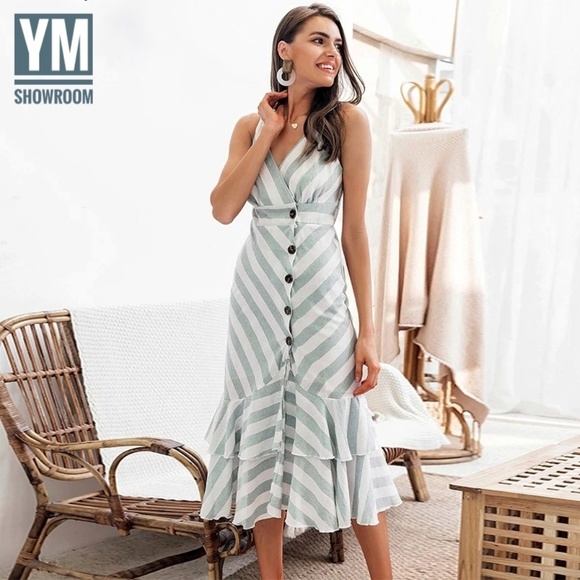 Beautiful linen blend dress - Picture 2 of 7